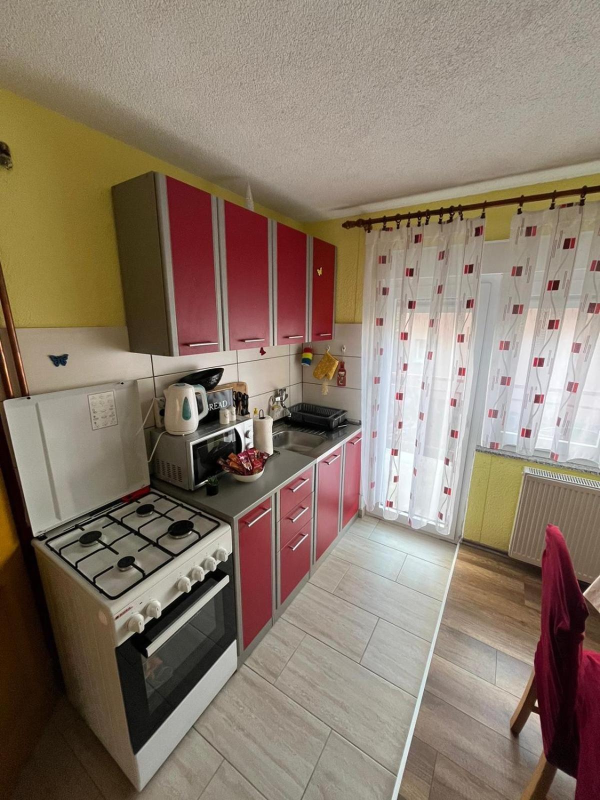 Apartman Josip Gospić Exteriör bild