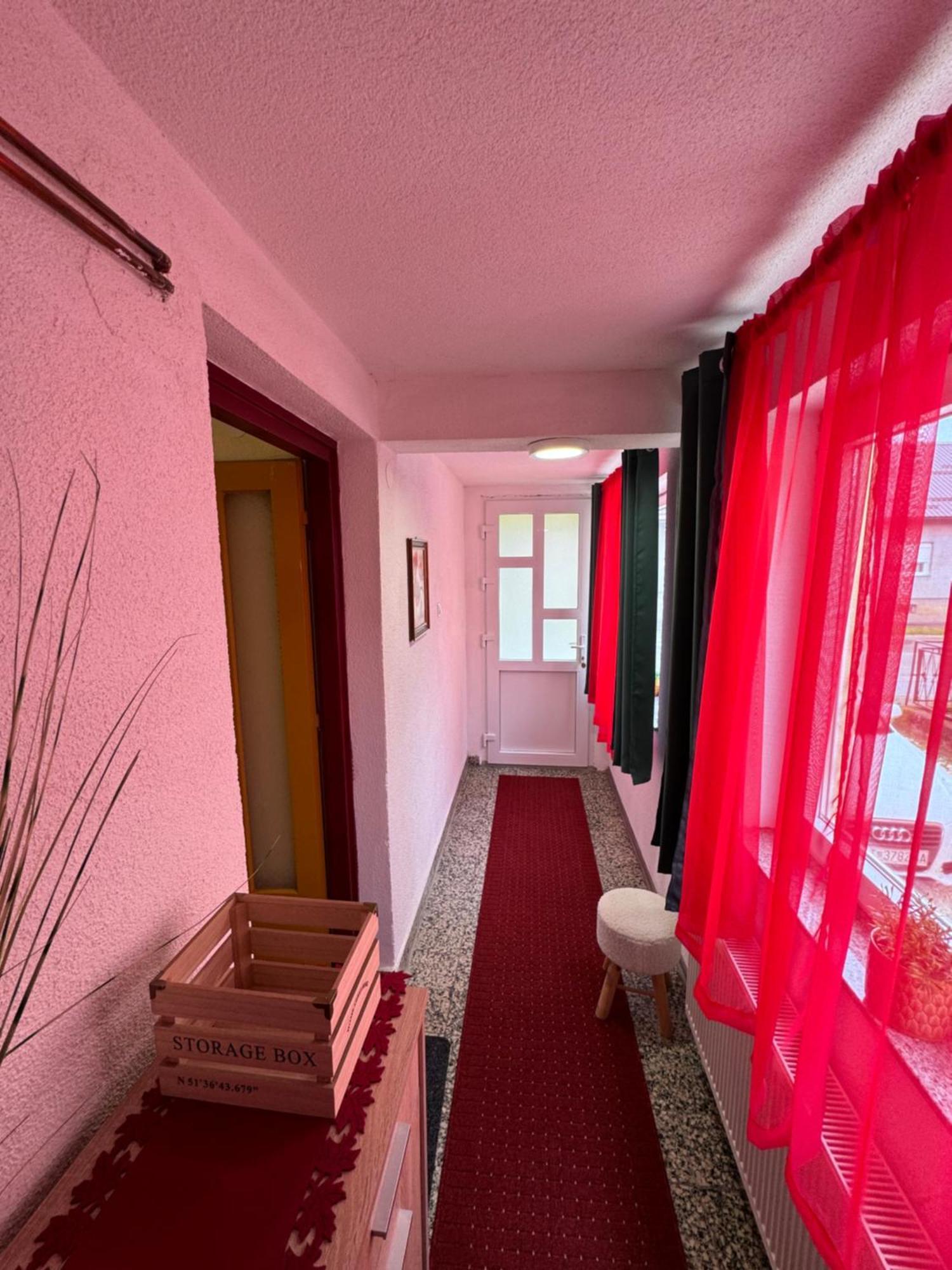 Apartman Josip Gospić Exteriör bild