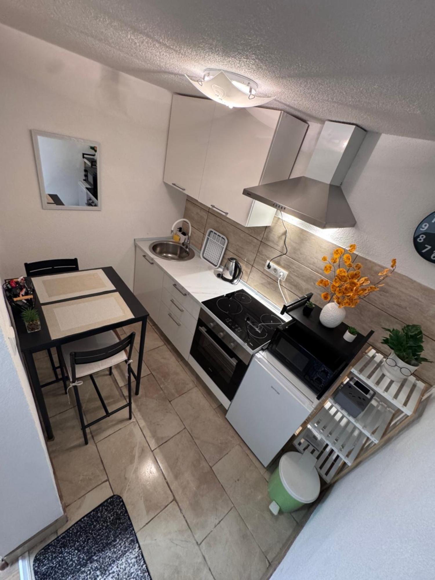 Apartman Josip Gospić Exteriör bild