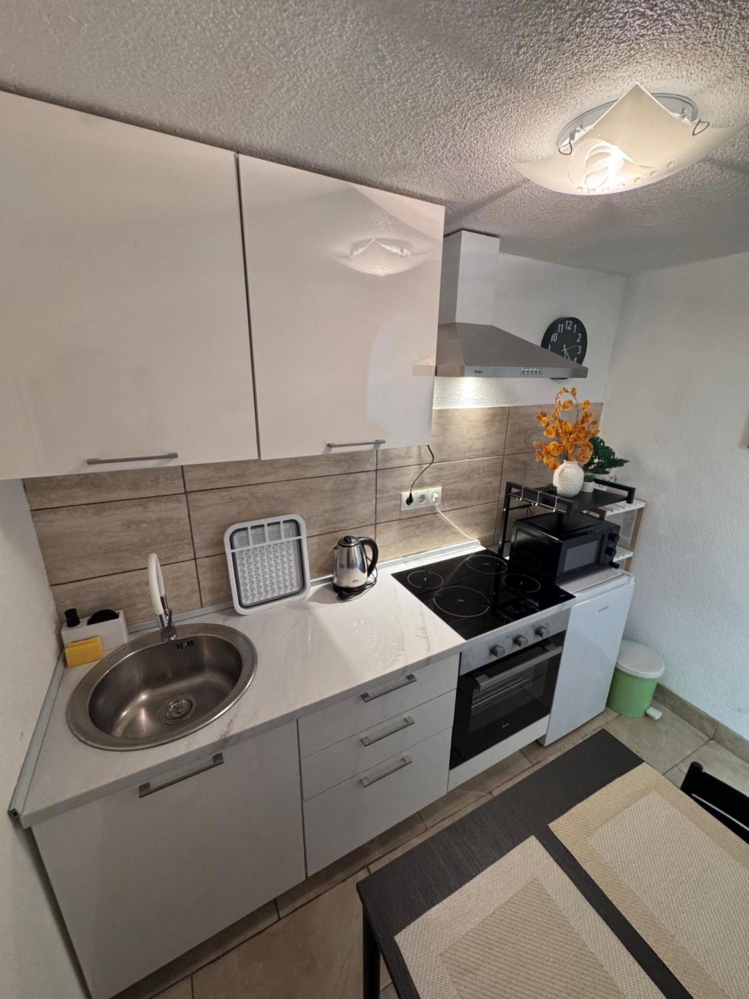 Apartman Josip Gospić Exteriör bild