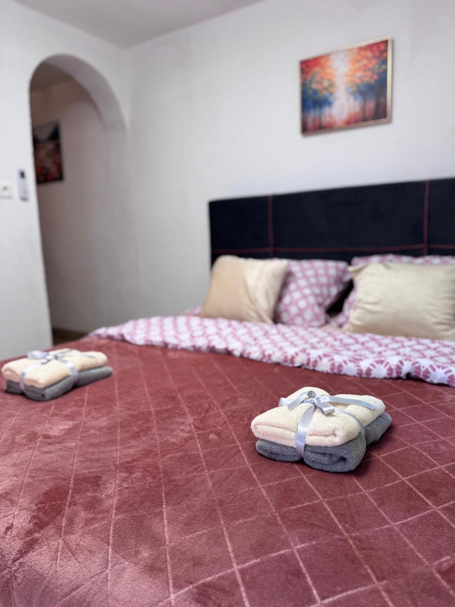 Apartman Josip Gospić Exteriör bild