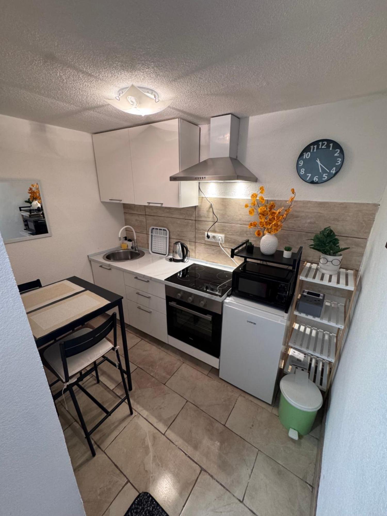 Apartman Josip Gospić Exteriör bild