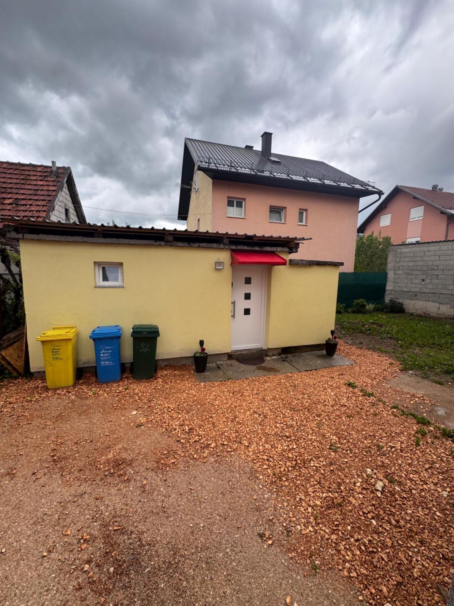 Apartman Josip Gospić Exteriör bild